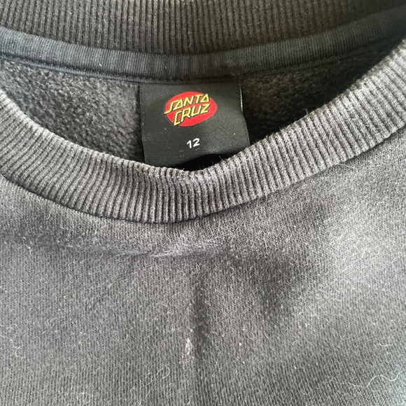 Santa Cruz kids size 12 sweatshirt - Picture 3 of 4